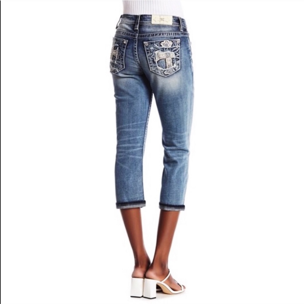 Miss me mid rise crop jeans